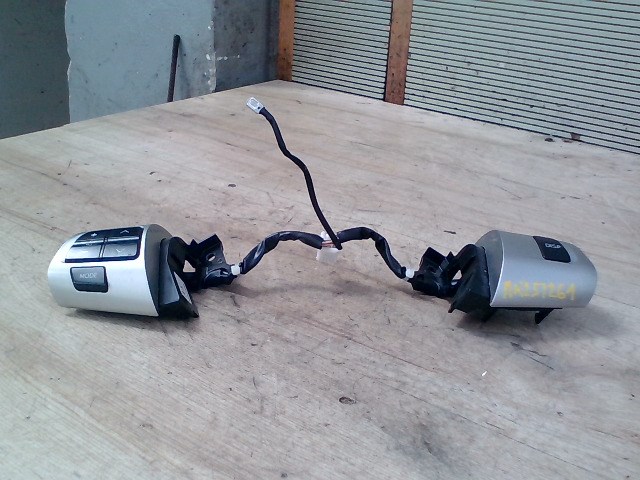 TOYOTA Auris 2007.03.01-2010.02.28 Rádió kapcsoló 1. kép