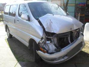 TOYOTA HIACE 95- Jobb első ajtó.