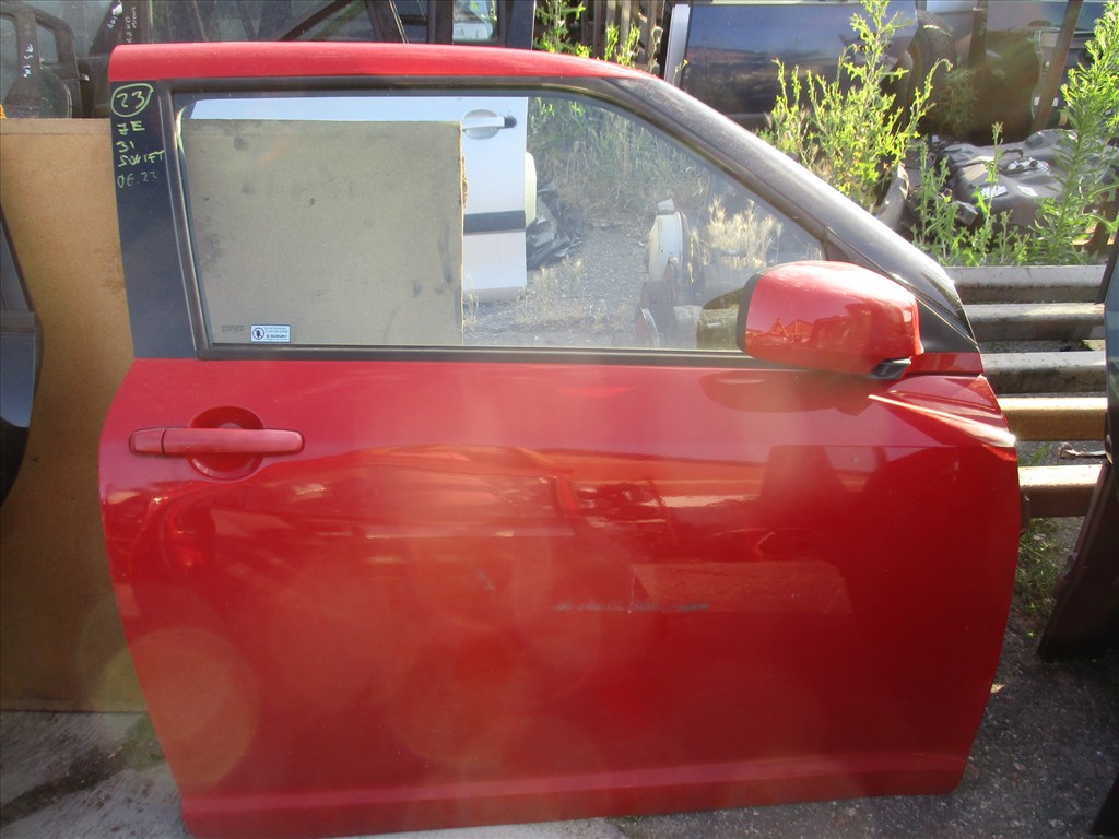Suzuki Swift V első ajtó bal-jobb 3 ajtós 2. kép