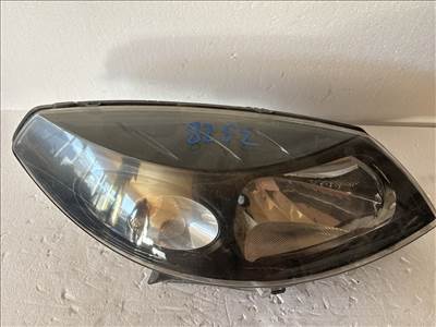 8252 dacia sandero  2008 lámpa , fényszóró   jobb első 260104793R