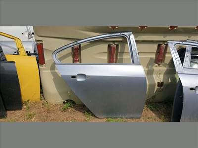 Opel Insignia A Jobb hátsó ajtó 