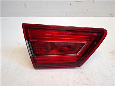Renault Clio 5 ajtós bal hátsó belső lámpa