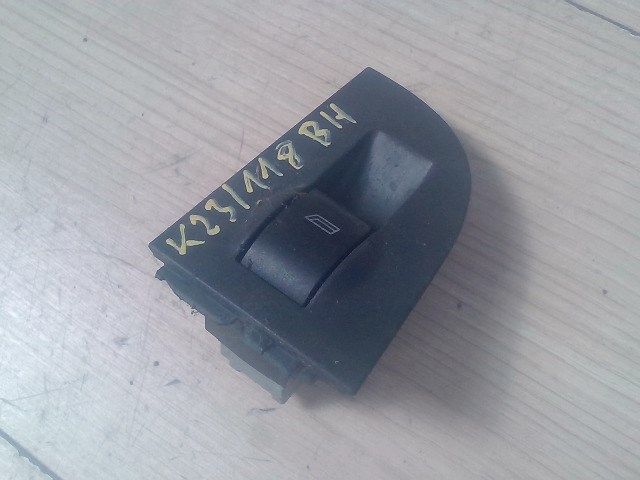 AUDI A6 97-04 Bal hátsó ablakemelő kapcsoló 1. kép