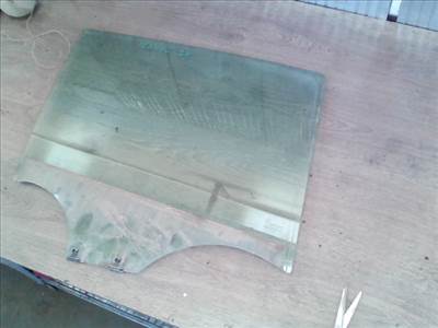 DACIA Sandero Stepway 2012.09.27-2016.12.31 Jobb hátsó ajtóüveg