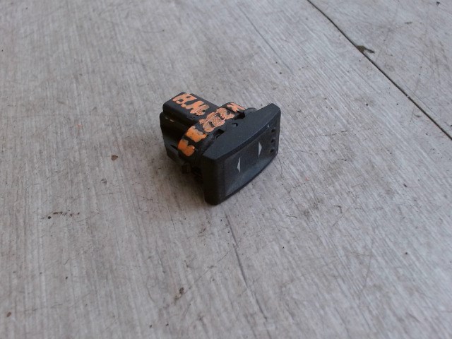 FORD MONDEO 01-07 Bal hátsó ablakemelő kapcsoló 1. kép