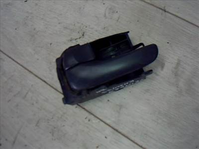 NISSAN PRIMERA P11 96.10-99.09 Bal hátsó belső kilincs