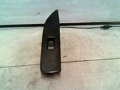 SUZUKI SWIFT 89-96 Jobb első ablakemelő kapcsoló