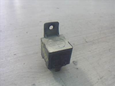WARTBURG 1,3 Relé