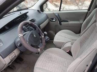 RENAULT SCÉNIC II (JM0/1) Biztosítéktábla Utastér 1. kép