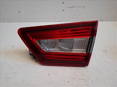 Renault Clio 5 ajtós jobb hátsó belső lámpa
