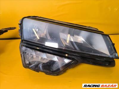 Skoda Karoq Jobb Fényszóró 57b941016a