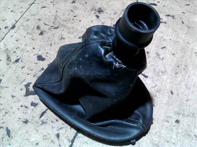 FORD FOCUS 98-04 Váltószoknya