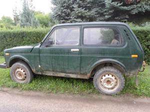 LADA NIVA 2121 Bal első ajtó pillangó üveg