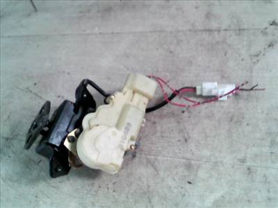 MAZDA 323F 98-04 Csomagtérajtó zárszerkezet