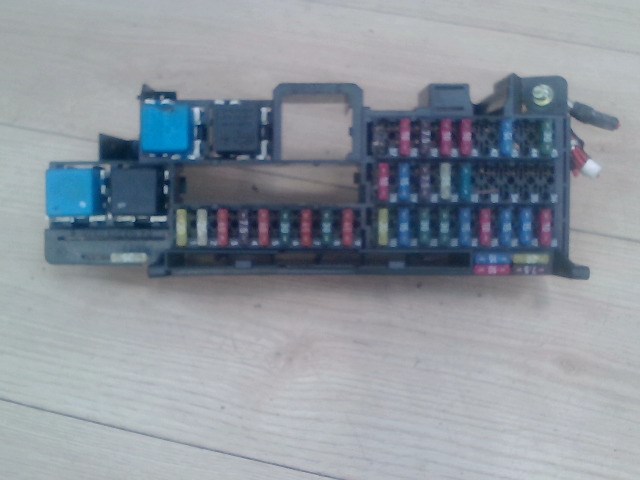 MERCEDES A W168 1997.10.01-2001.04.30 Biztosítéktábla BCM BSI BSM SAM GEM modul Utastér 1. kép