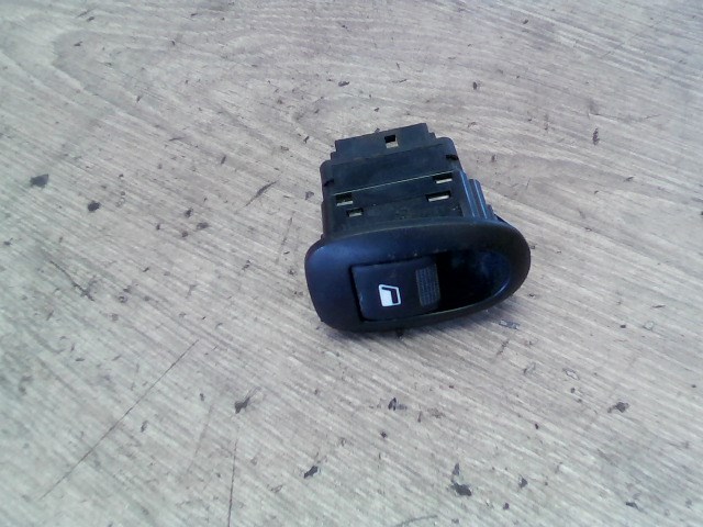 PEUGEOT 406 Bal hátsó ablakemelő kapcsoló 1. kép