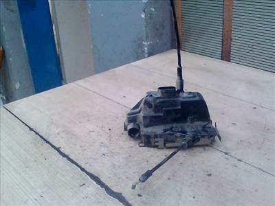 RENAULT ESPACE 02.11.01-06.02.28 Jobb első ajtó zárszerkezet központizáras