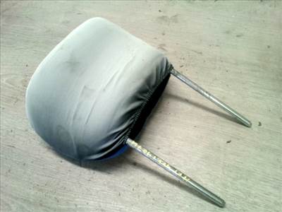 SUZUKI LIANA Fejtámla bal hátsó