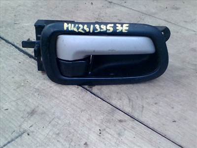 SUZUKI Vitara/Grand Vitara 2005.02.01-17.03.31 Jobb első belső kilincs