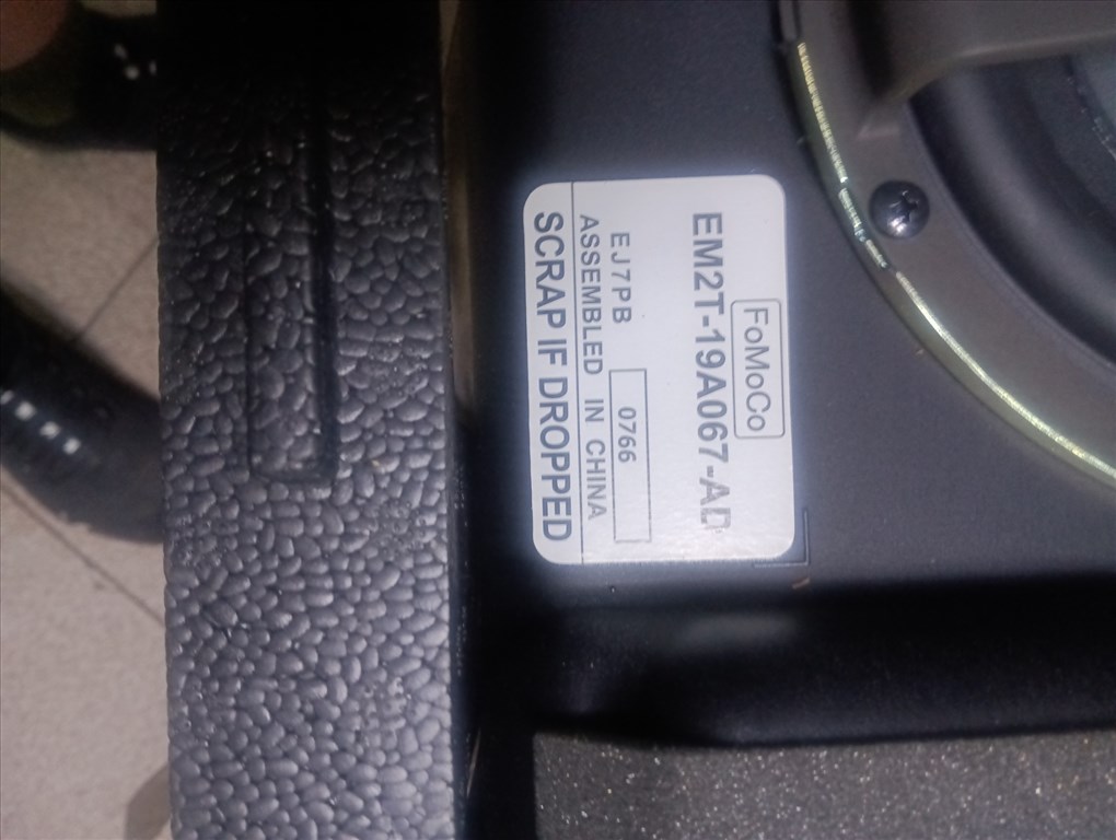 Ford Galaxy Mk3, Ford S-MAX Mk2 mélynyomó láda  em2t19a067ad 3. kép