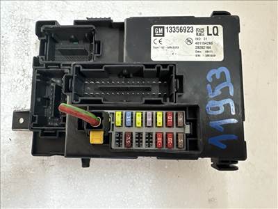 opel meriva b 2010-2017 bcm motortér   13356923