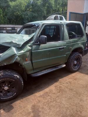 Mitsubishi Pajero bontott alkatrészei