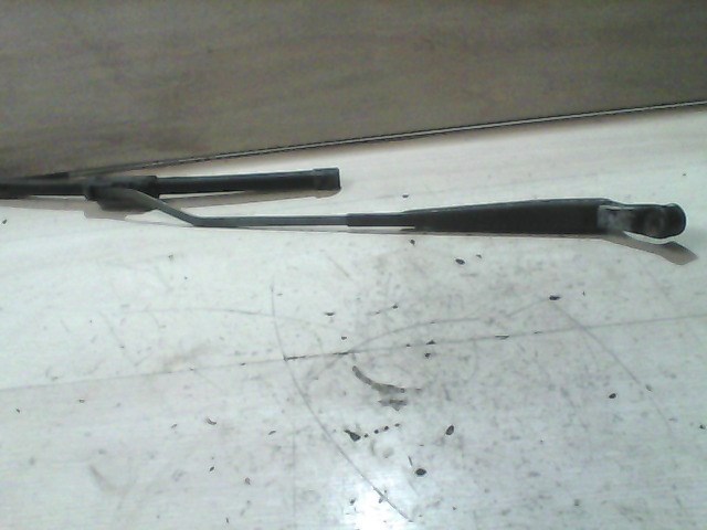 DAIHATSU COURE Ablaktörlő kar jobb első 1. kép