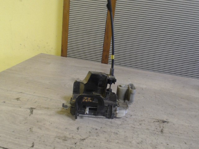 FIAT Albea 2005.01.01-2012.12.31 Jobb első ajtó zárszerkezet központizáras 1. kép