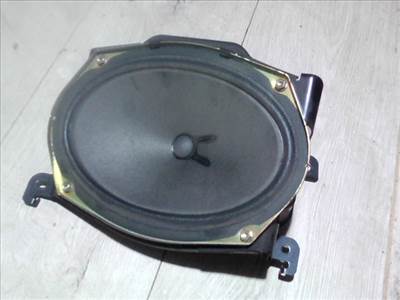 MAZDA MPV 99-05 Bal hátsó hangszóró