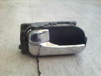 NISSAN PRIMERA P11 96.10-99.09 Bal hátsó belső kilincs