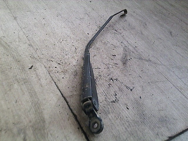 OPEL ASTRA F 94-02 Ablaktörlő kar hátsó 1. kép