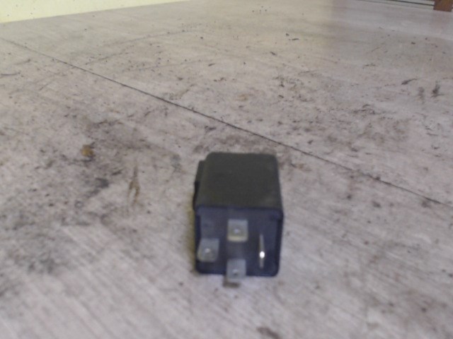 OPEL ASTRA G 97-04 Relé 1. kép