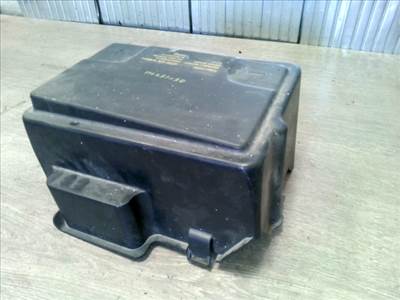 SAAB 9-5 01- Akkumulátor védő lemez