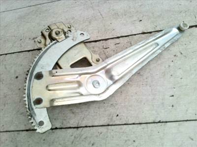 SUZUKI ALTO 02-09 Jobb hátsó ablakemelő szerkezet