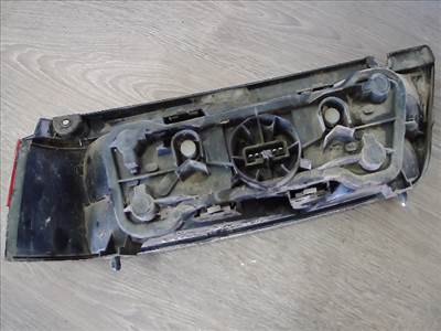 SUZUKI SWIFT 96-05 Jobb hátsó lámpa