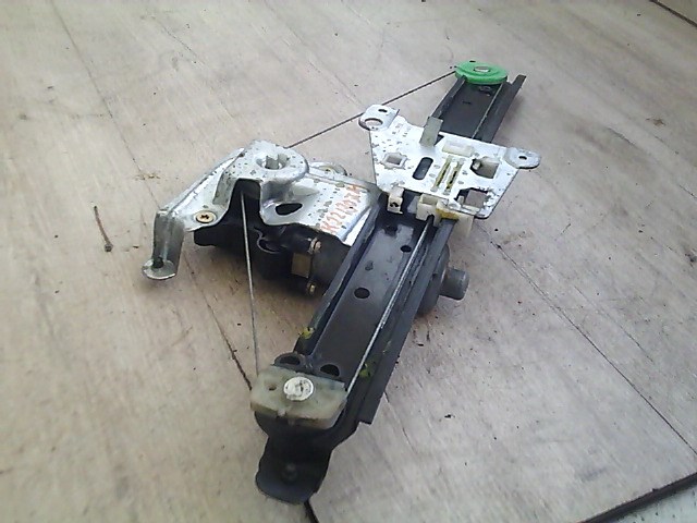 VOLVO S60 Jobb hátsó ablakemelő szerkezet elektromos 1. kép