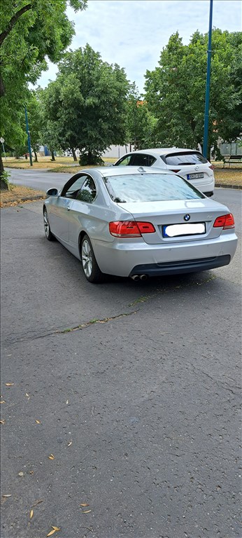 Eladó BMW 325i Coupé (2497 cm³, 218 PS) (E90, E91, E92, E93) 4. kép