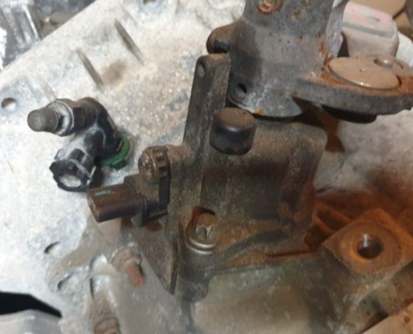 Opel Zafira C Tourer 2.0 CDTI ecoFlex Start&Stop Váltó F40 A20dth StartStop  2. kép