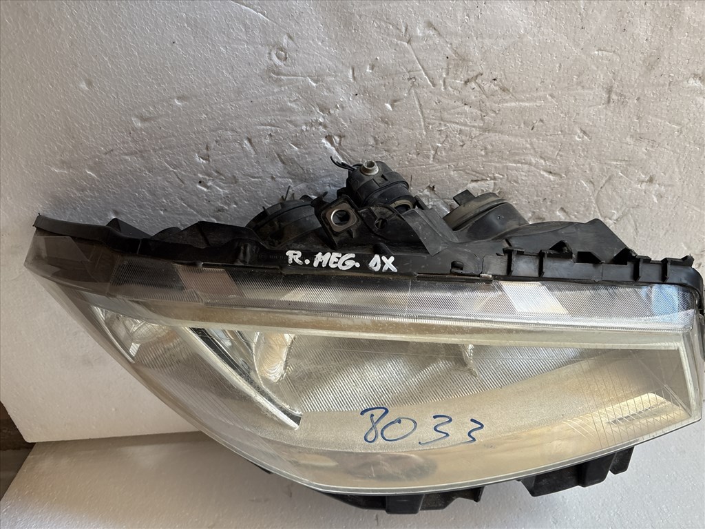 8033 Renault Megane II. 2002-2009 Jobb első Lámpa Fényszóró 7701064018 1. kép