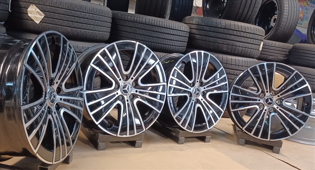 Gyári Mercedes W214 E klasse alufelnik 5x112 8x18 ET32,5 4db 7. kép