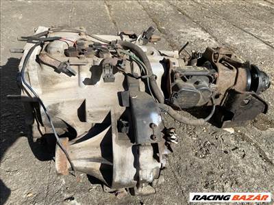 Mitsubishi Pajero 3.2 DID osztómü 0511000010