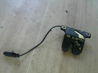 AUDI A8 94.06-02.12 Csomagtér ajtó zárszerkezet