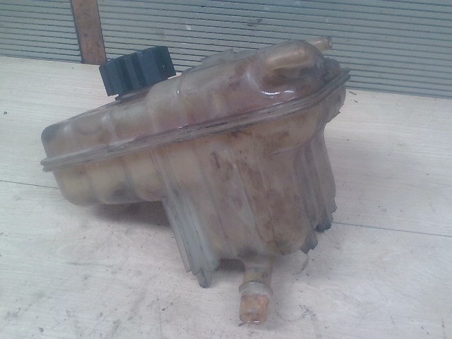 CITROEN C5 -04.09 Kiegyenlítő tartály 1. kép