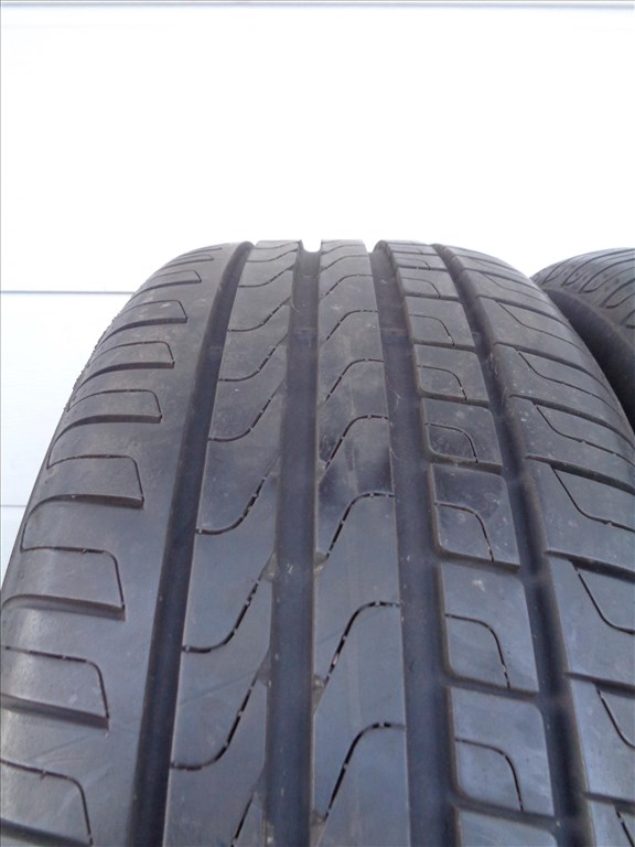 Pirelli 215/55R17 nyári gumi pár újszerű állapotban eladó.  2. kép