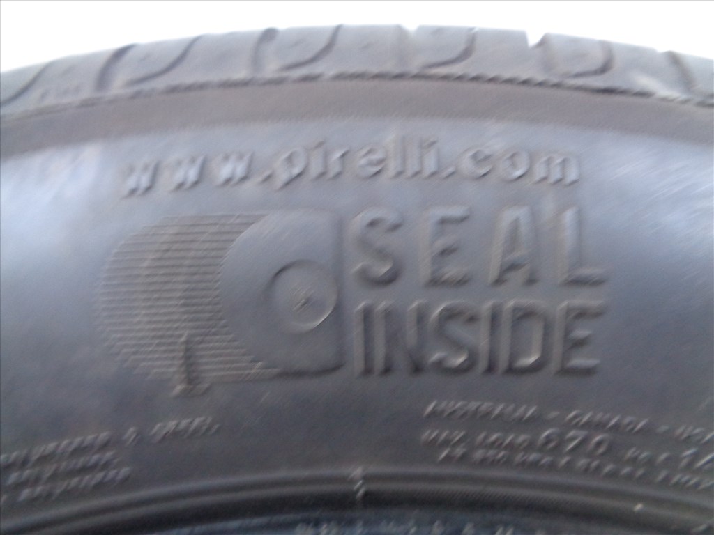 Pirelli 215/55R17 nyári gumi pár újszerű állapotban eladó.  9. kép