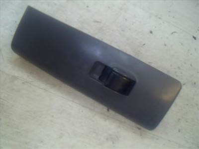 MITSUBISHI SPACE WAGON Jobb első ablakemelő kapcsoló