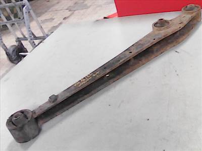 SUZUKI WagonR+ HÁTSÓ HÍD MEREV KITÁMASZTÓ JOBB Lengőkar