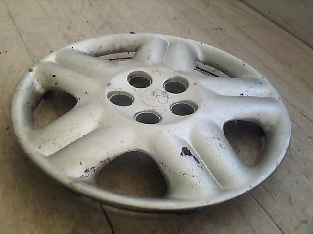 TOYOTA AVENSIS 01-03 Dísztárcsa 1. kép