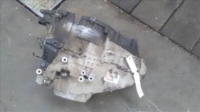 VOLVO V40 Sebességváltó. benzines manuális