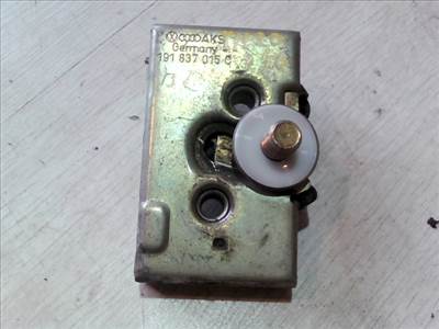 VOLKSWAGEN POLO II. 91-94 Bal első ajtó zárszerkezet mechanikus